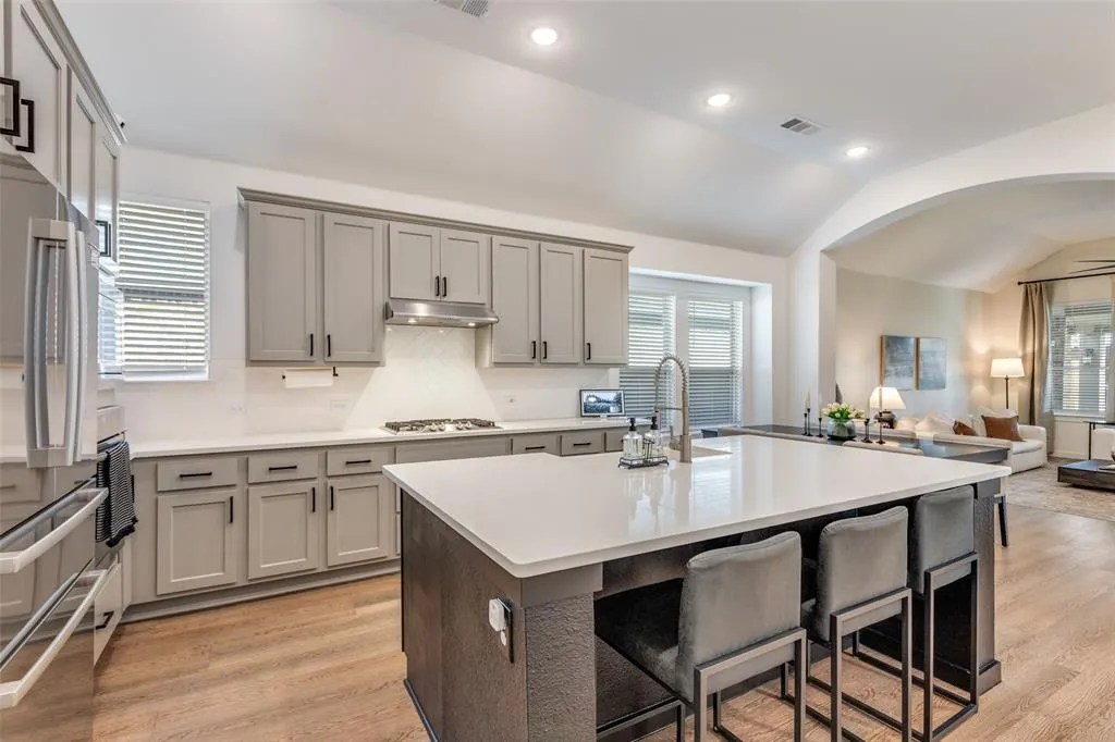 1512 Gelding Drive