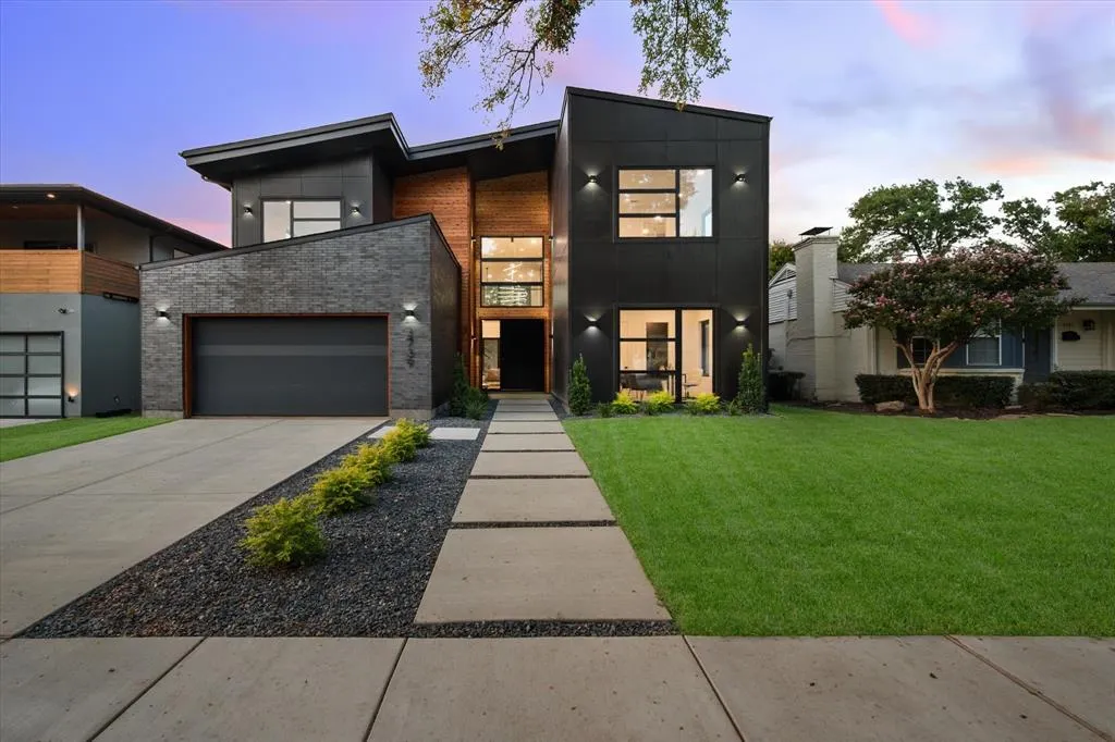 3739 Rockdale Drive
