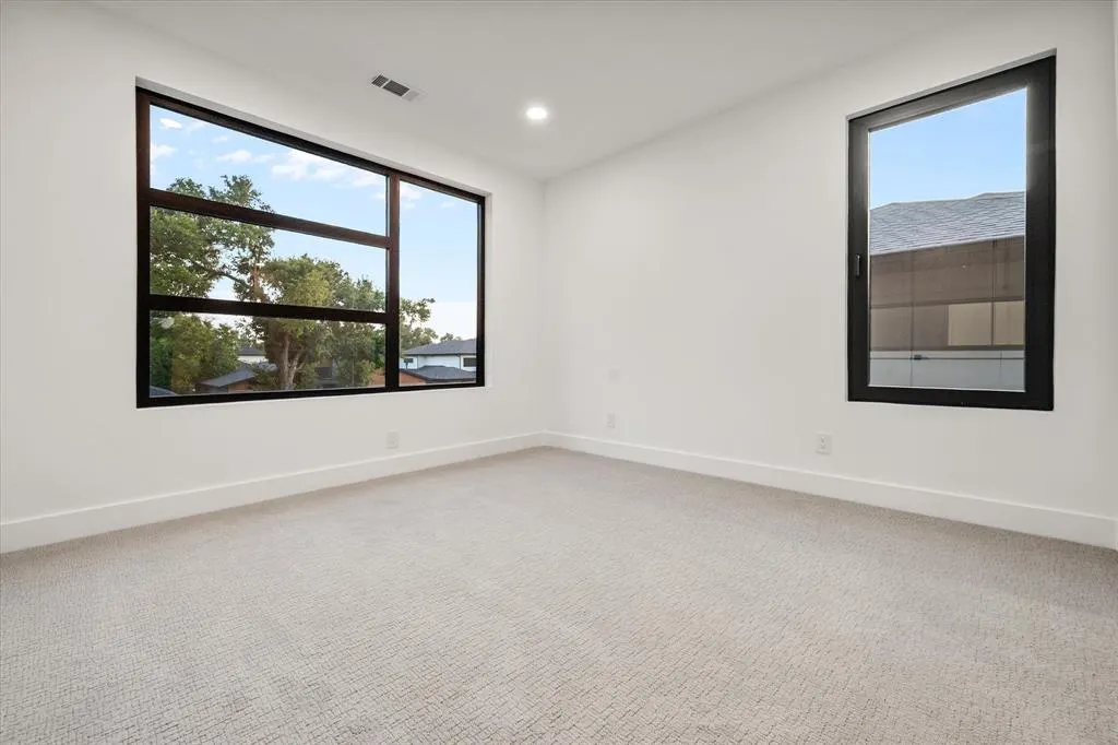 3739 Rockdale Drive