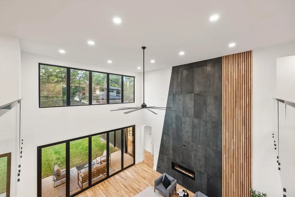 3739 Rockdale Drive