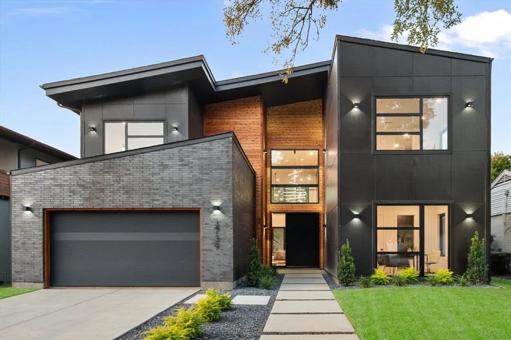 3739 Rockdale Drive