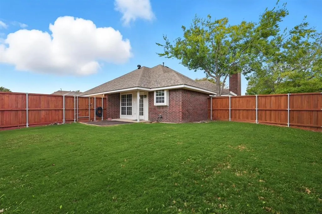 8280 Kings Ridge Road