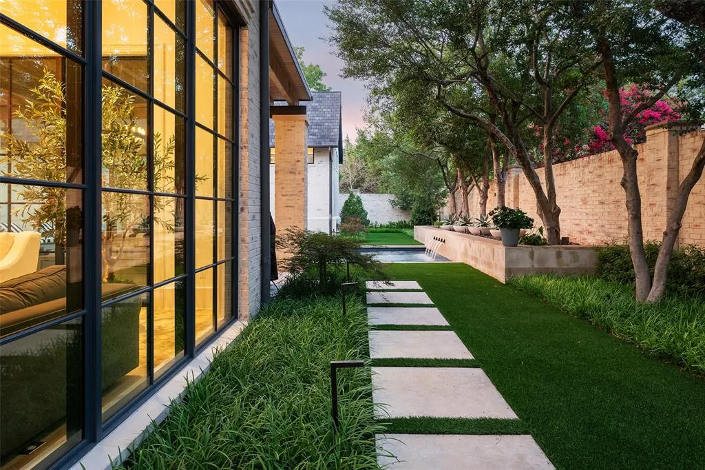 9 Robledo Drive