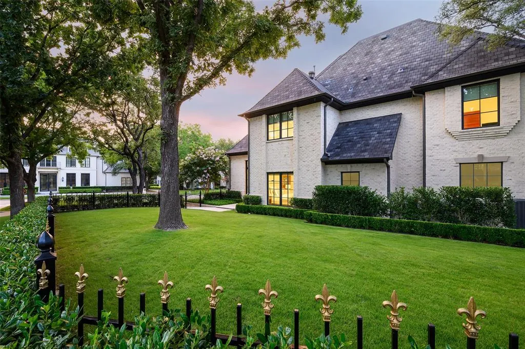 9 Robledo Drive