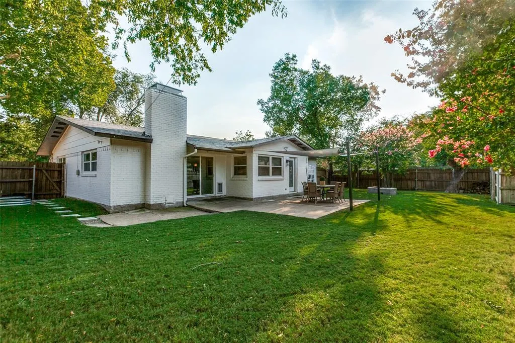 3105 Wildflower Drive