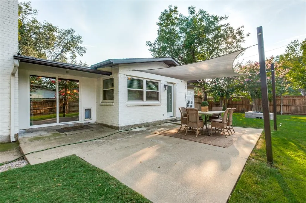 3105 Wildflower Drive