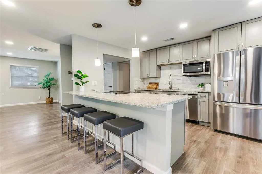 3105 Wildflower Drive
