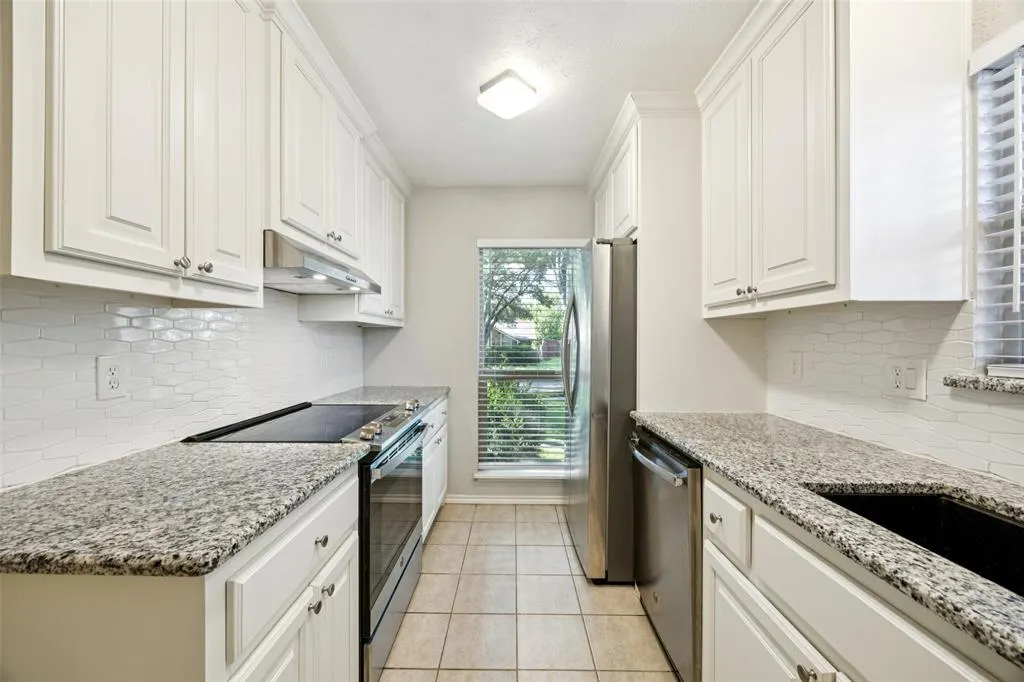 937 Whitehall Drive