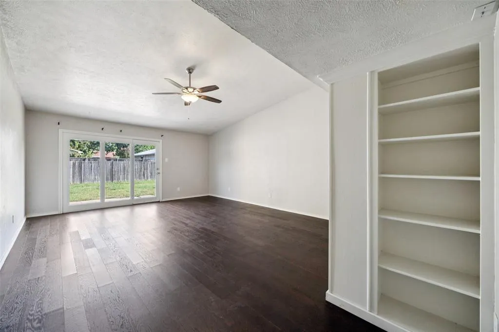 937 Whitehall Drive