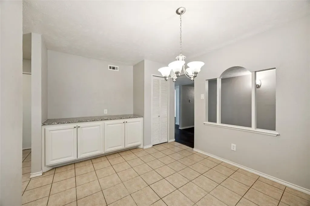 937 Whitehall Drive