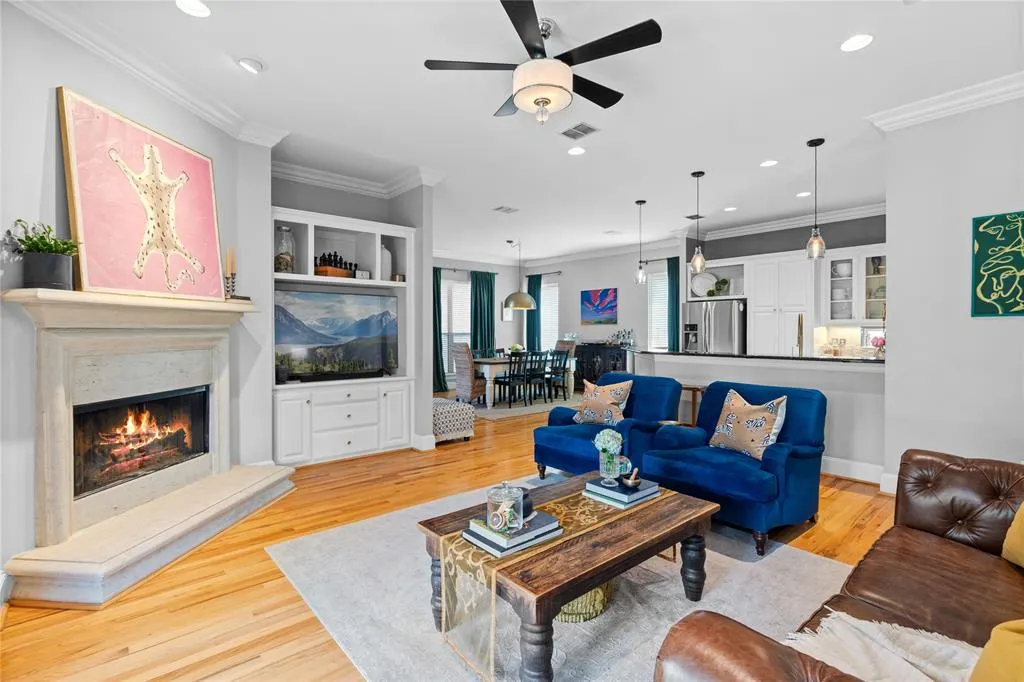 6418 Bryan Parkway