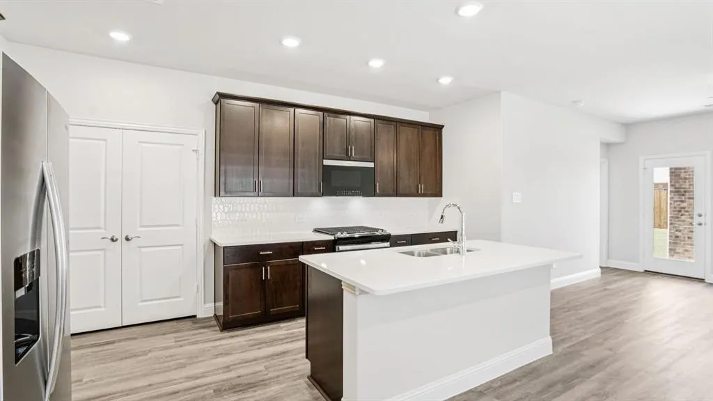 601 Willet Drive