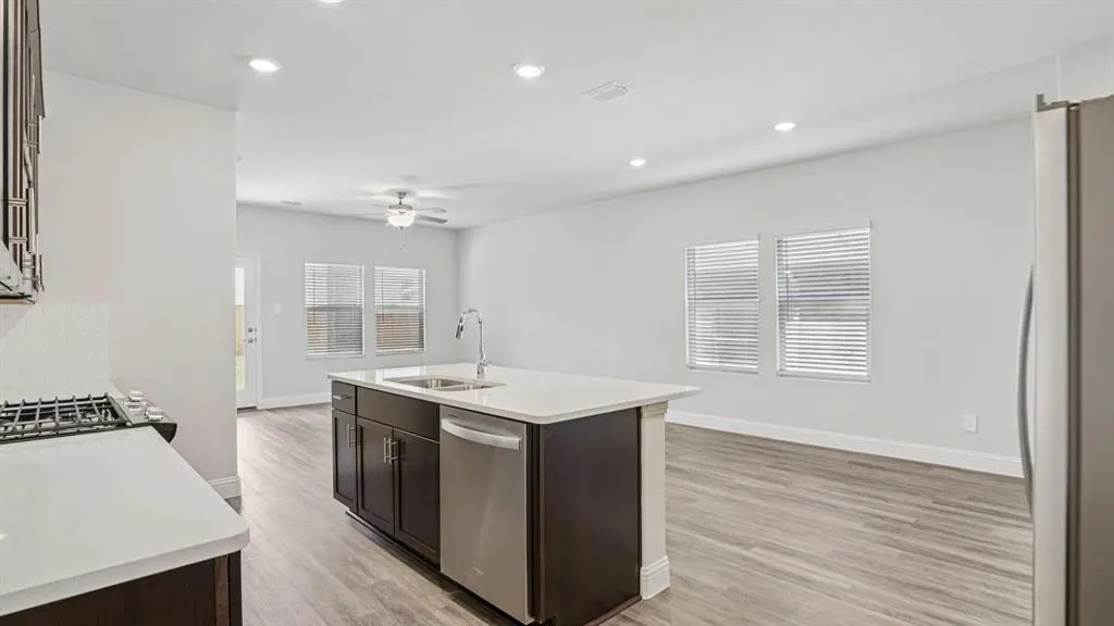 601 Willet Drive