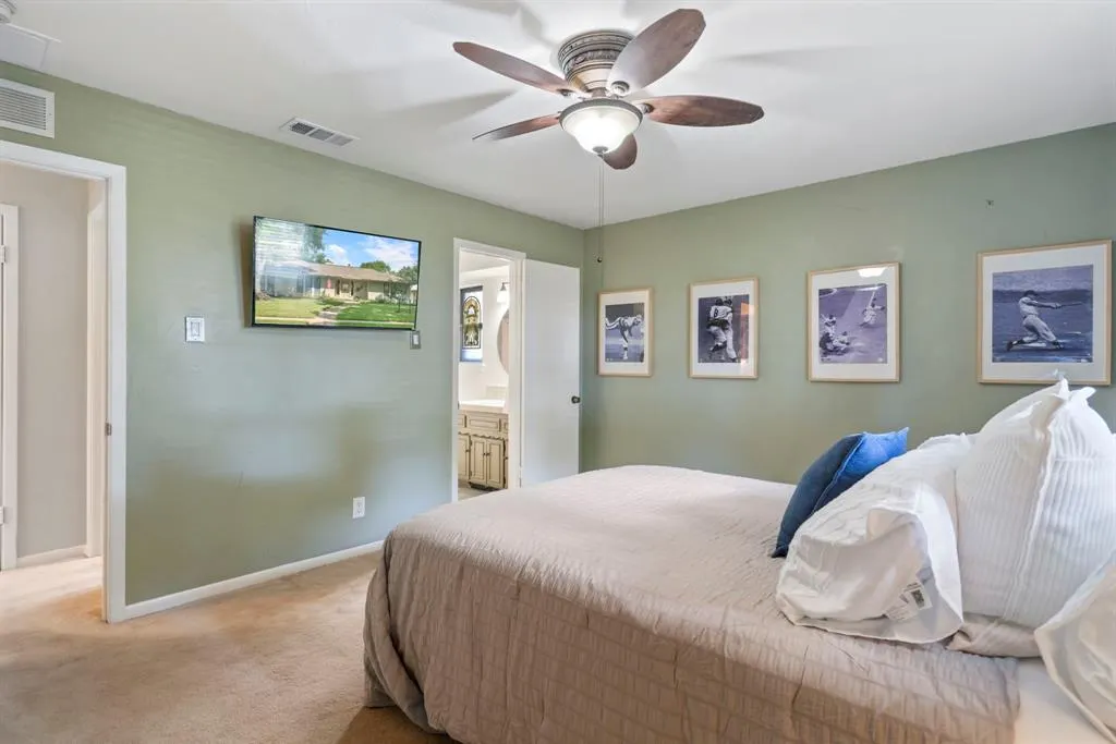 1128 Pueblo Drive