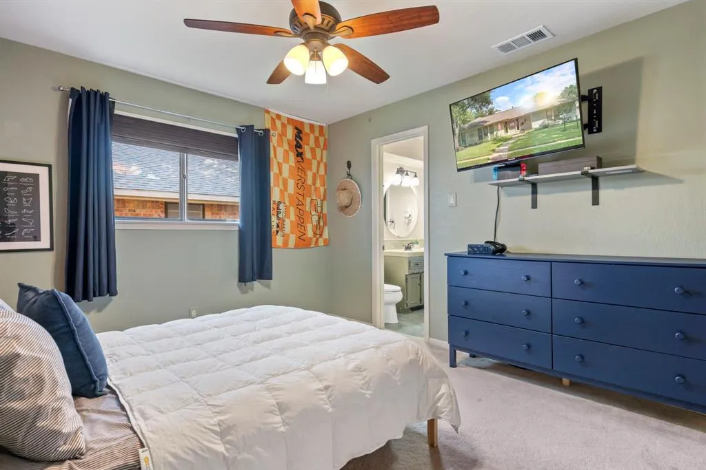 1128 Pueblo Drive