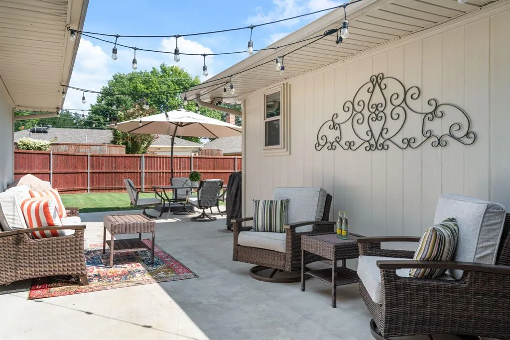 1128 Pueblo Drive