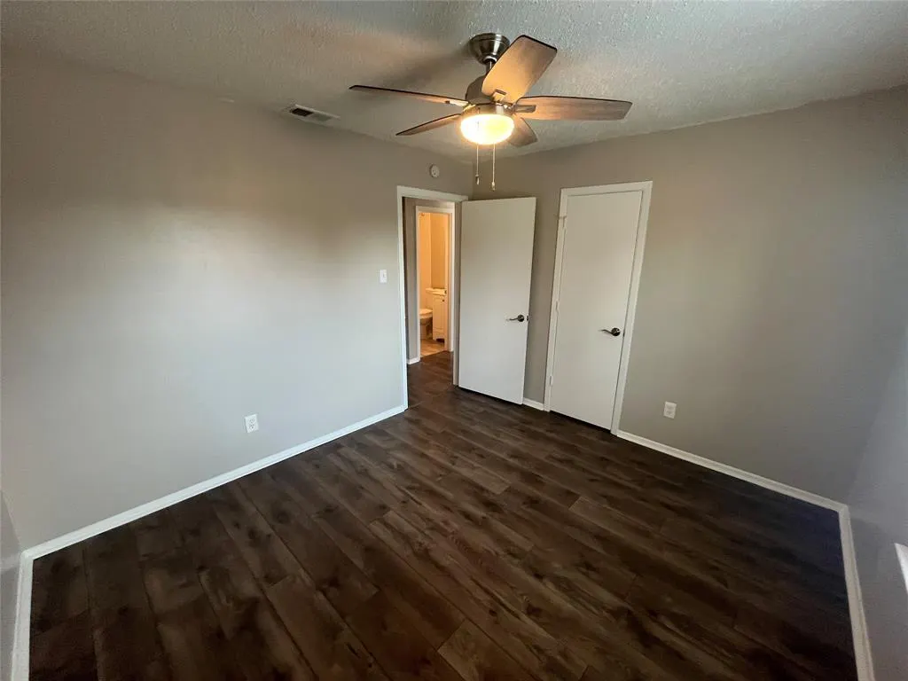 9233 Prairie Oak Drive