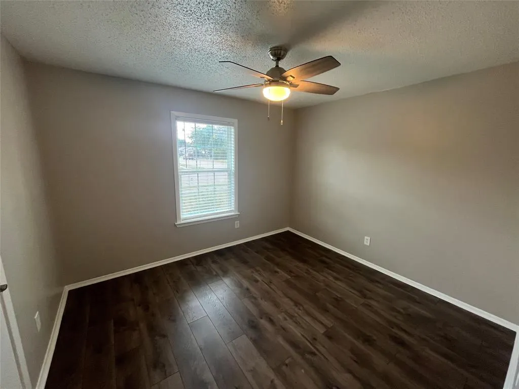 9233 Prairie Oak Drive