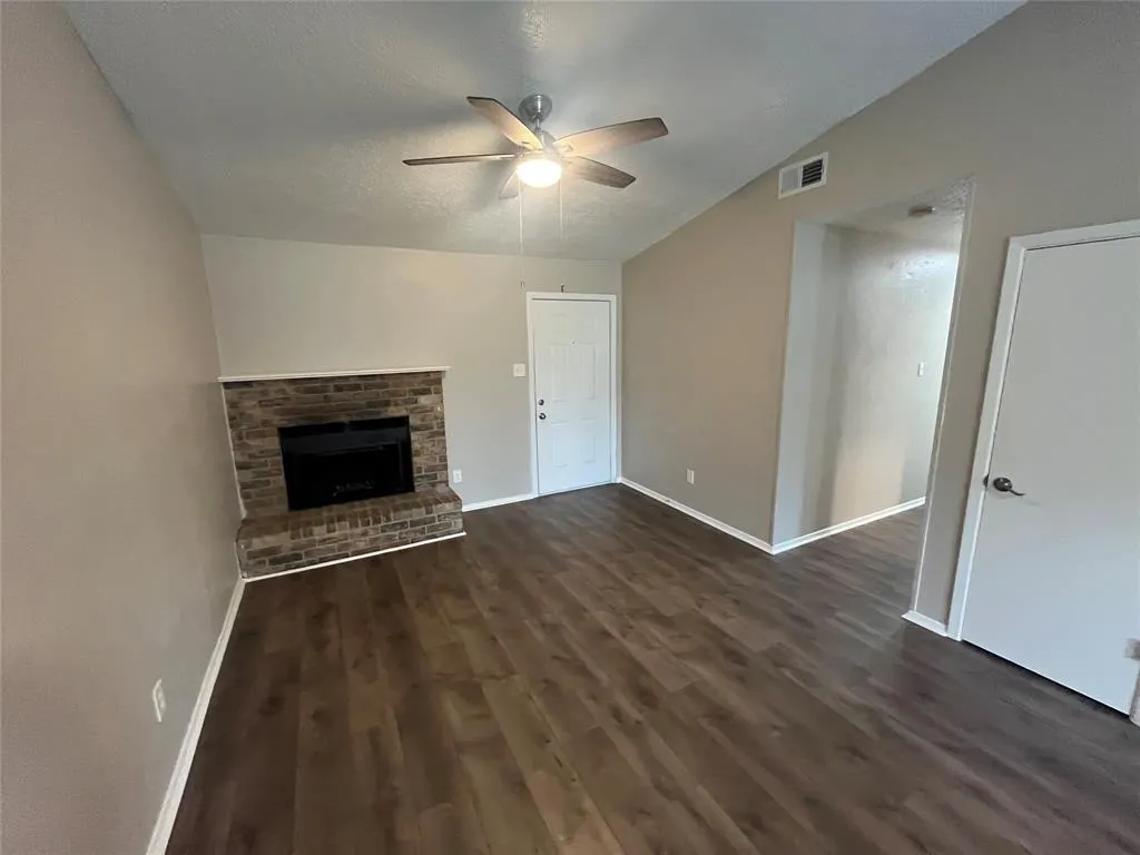 9233 Prairie Oak Drive