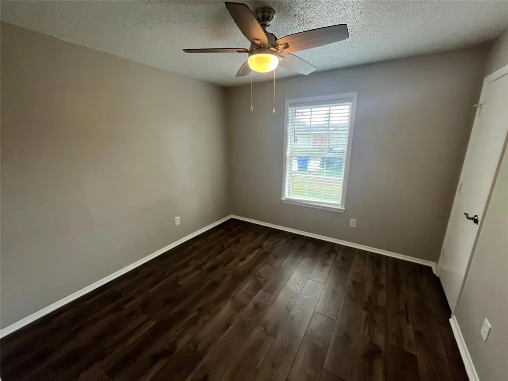 9233 Prairie Oak Drive