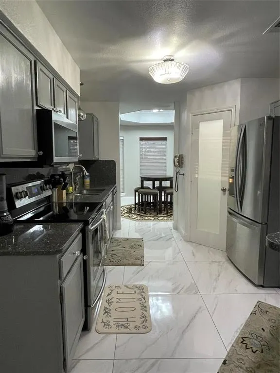 9083 Prestonview Drive
