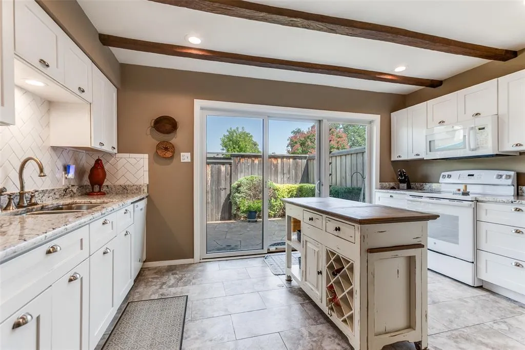 7503 Pebblestone Drive, #20