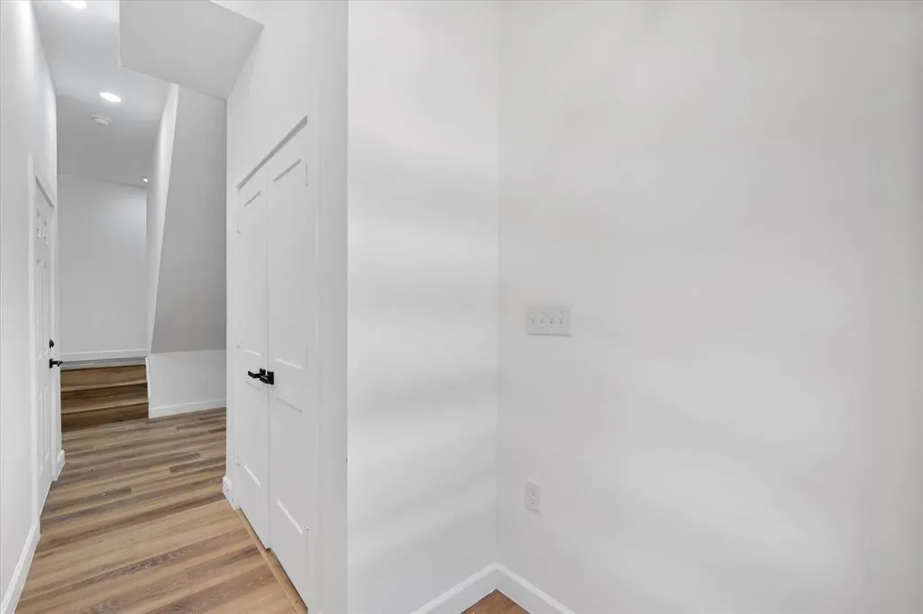 1475 Mckee Street, #1459