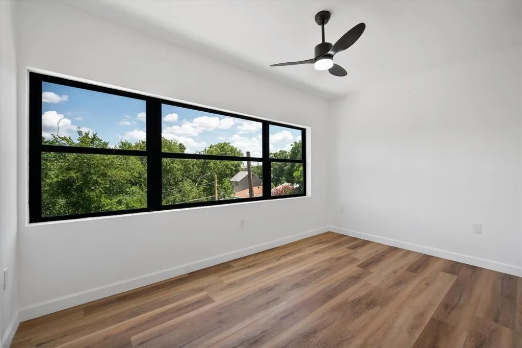 1475 Mckee Street, #1459
