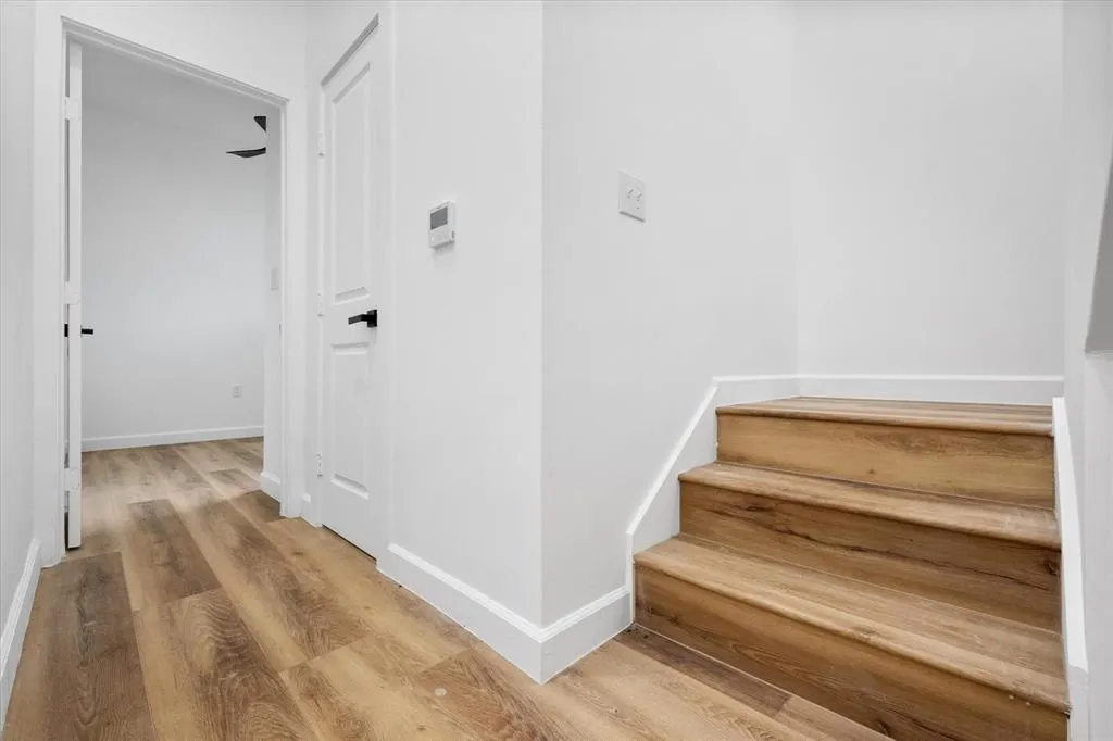 1475 Mckee Street, #1459