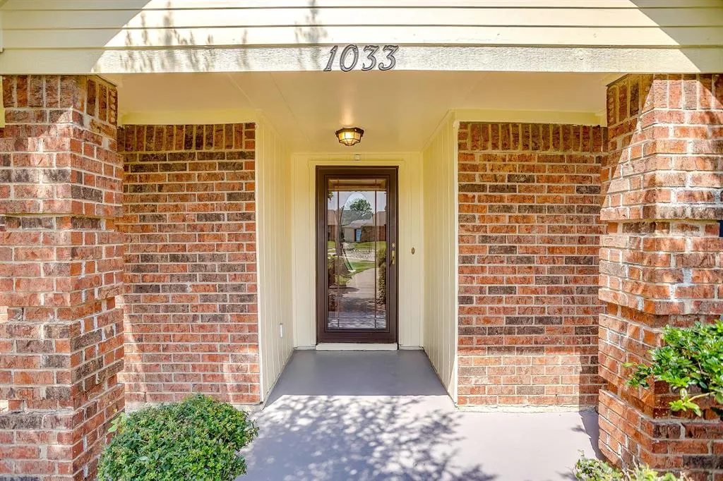 1033 Filmore Drive
