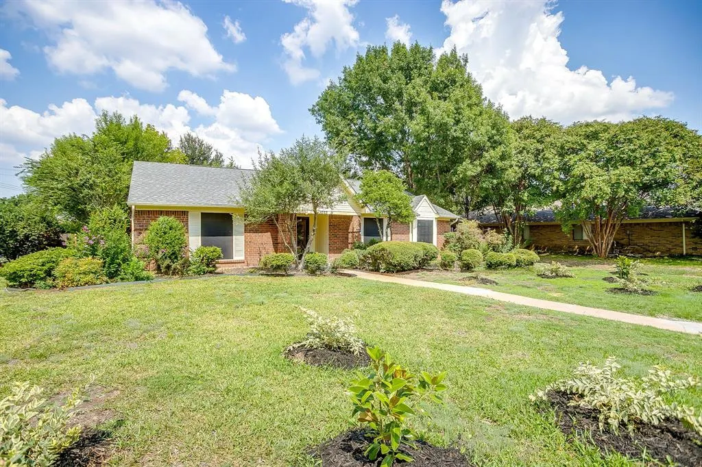 1033 Filmore Drive
