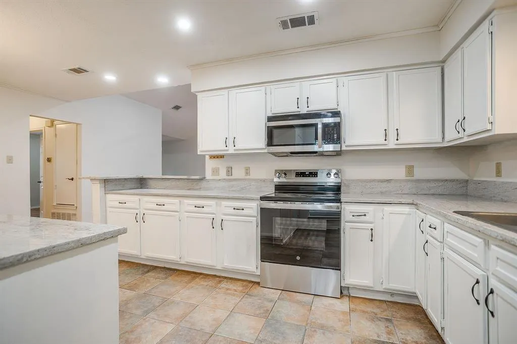 1033 Filmore Drive