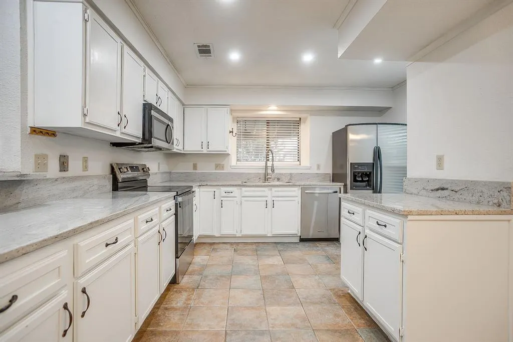 1033 Filmore Drive