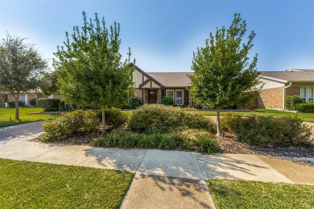 604 Tiffany Trail