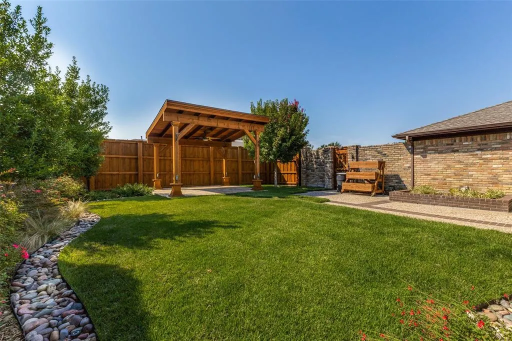 604 Tiffany Trail