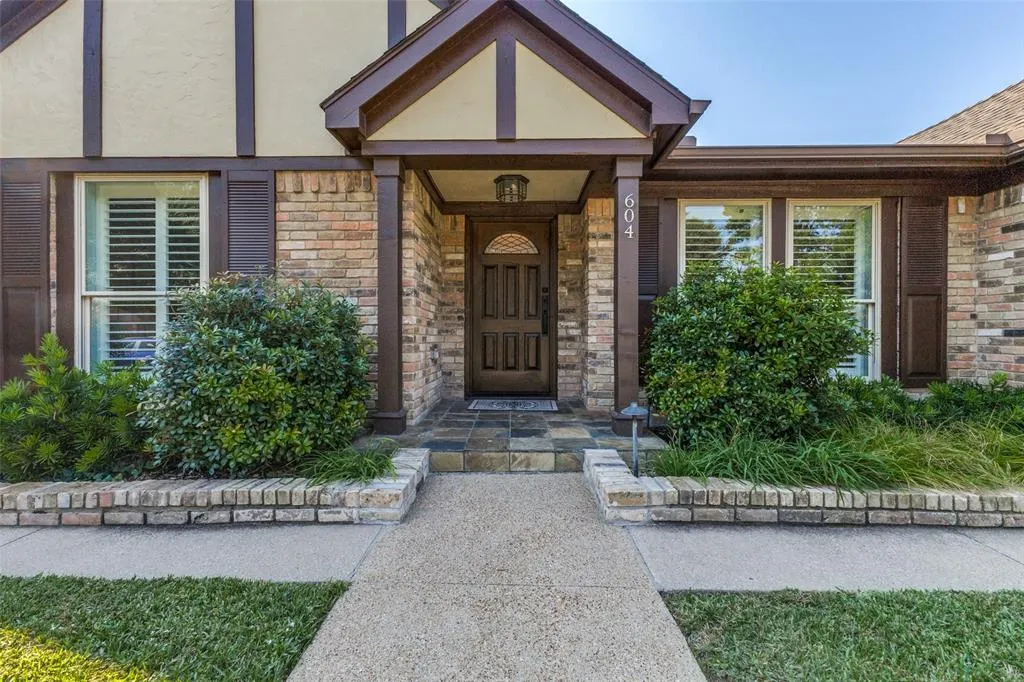 604 Tiffany Trail