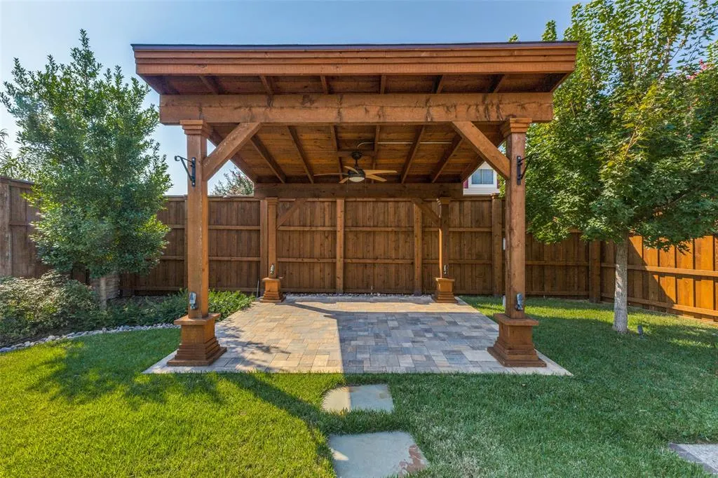 604 Tiffany Trail