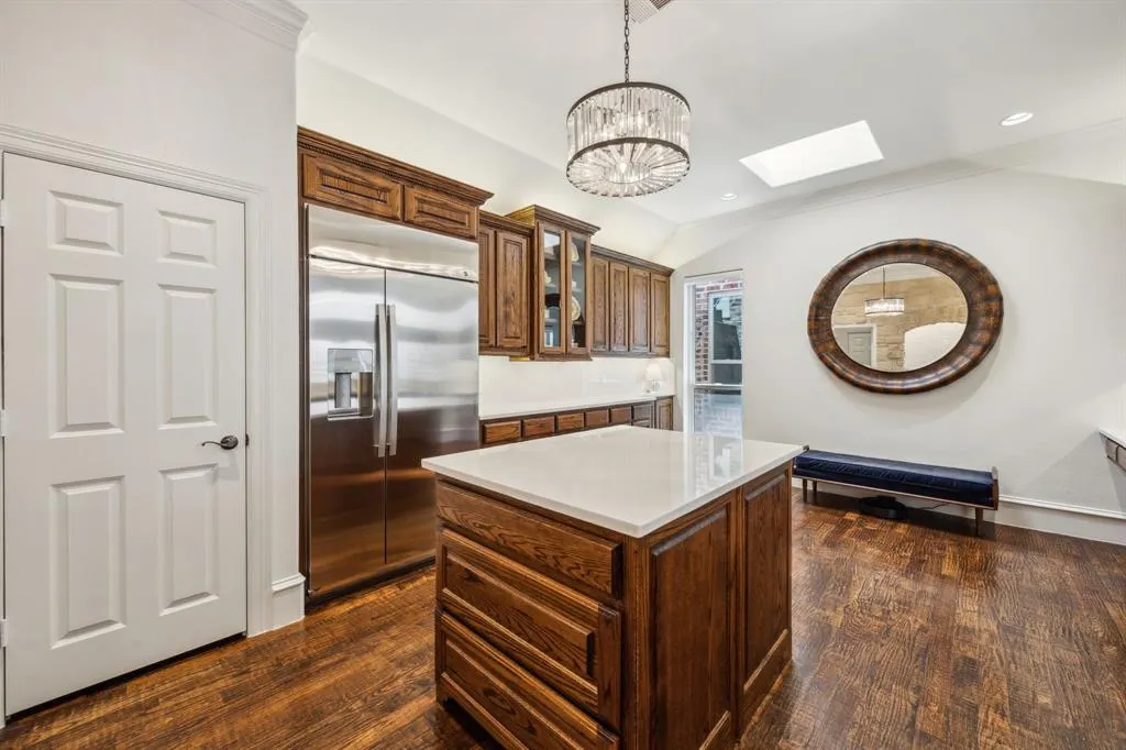 1675 Morris Lane