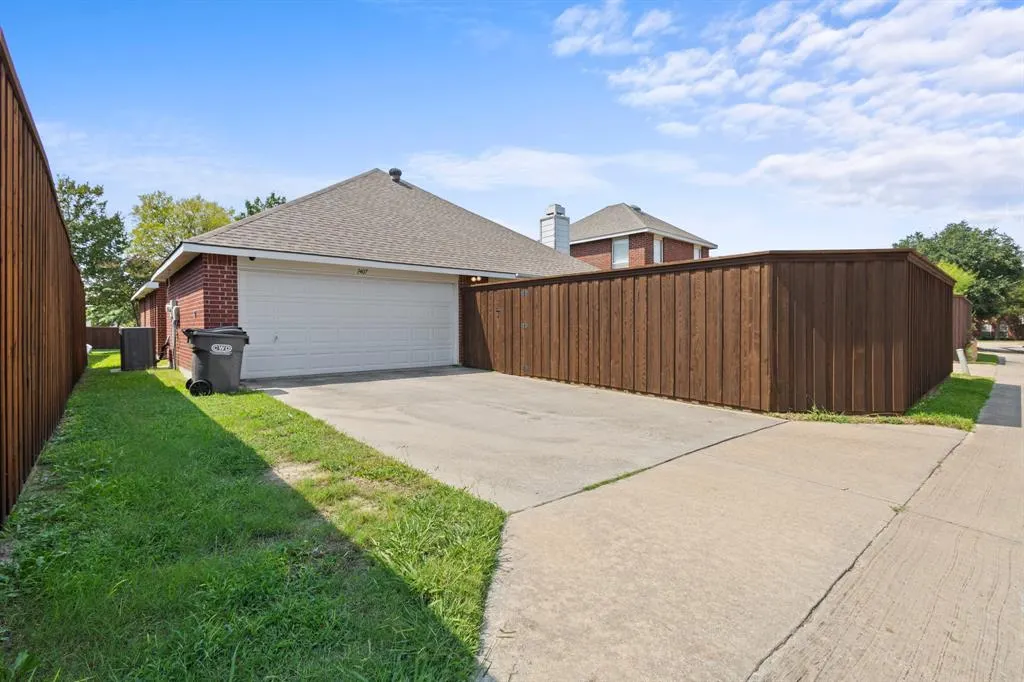 1407 Clear Creek Drive
