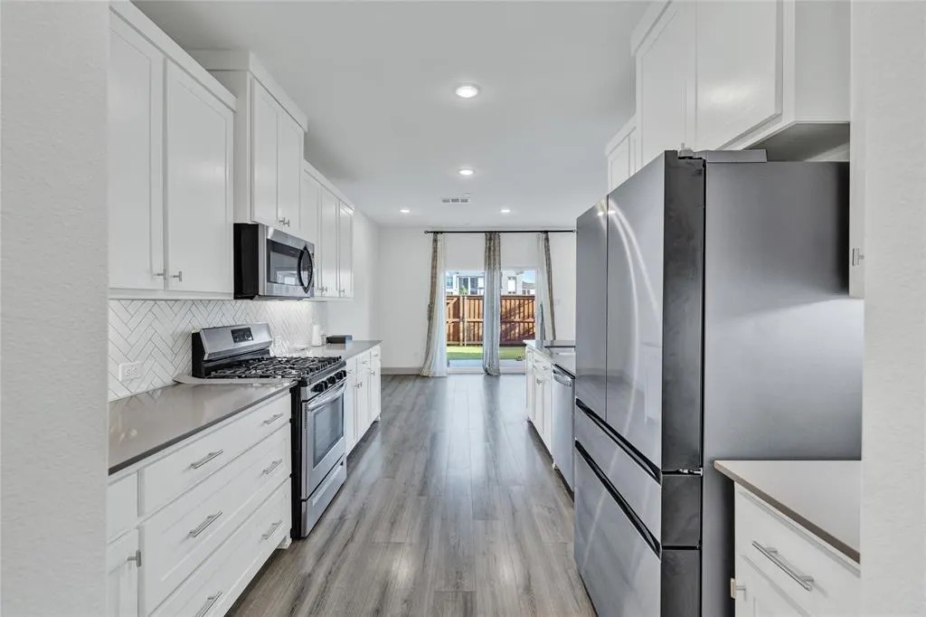 1320 Hill Country Place