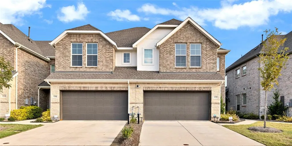 1320 Hill Country Place