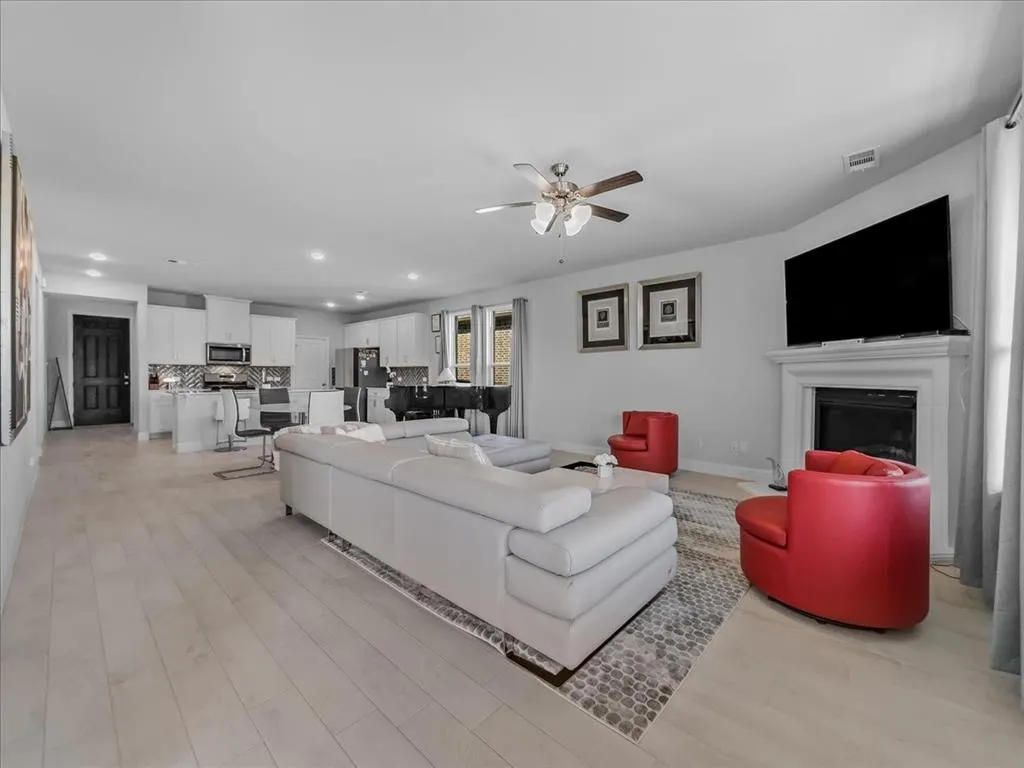 500 Portina Drive
