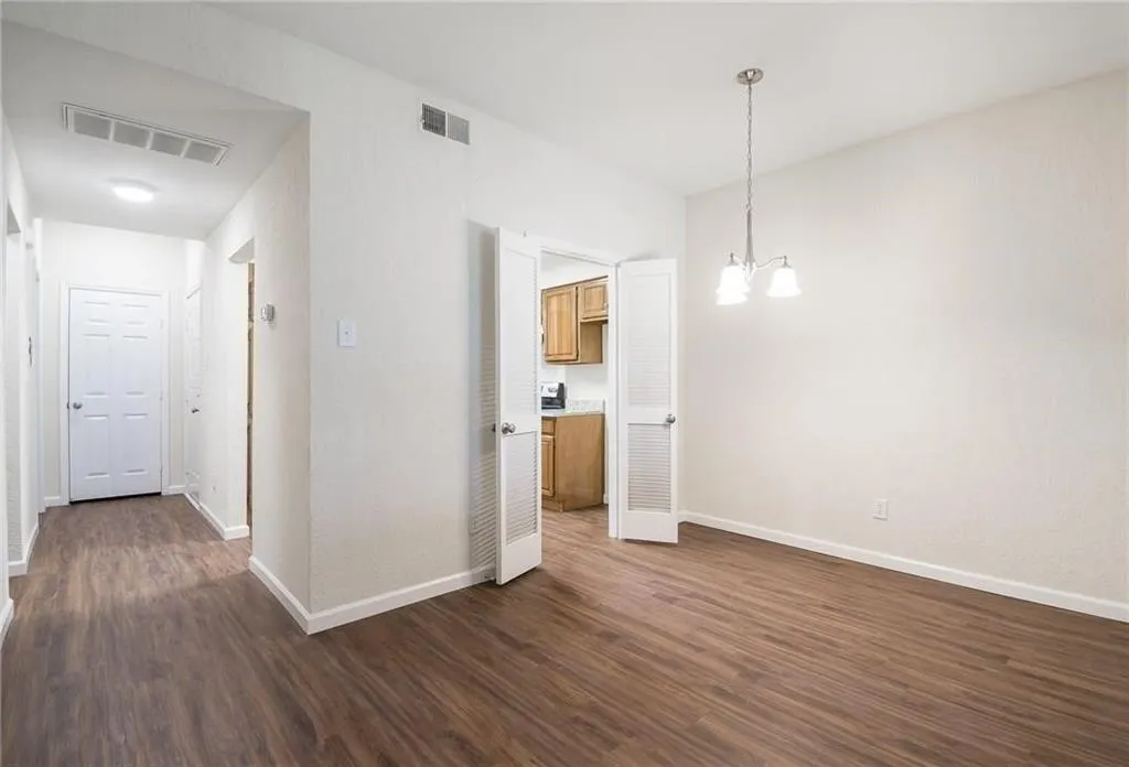2000 Huntington Drive, #151