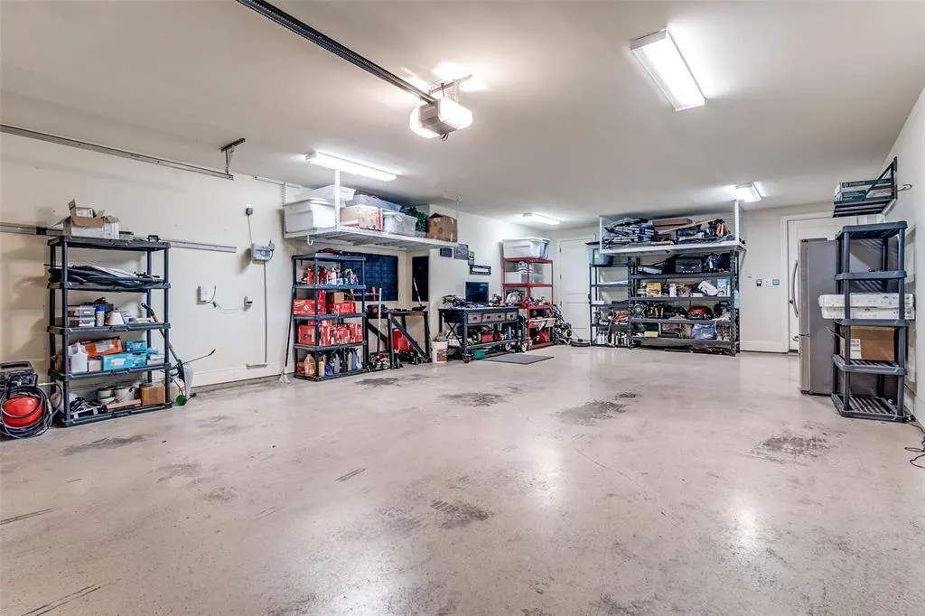 7419 Robin Road