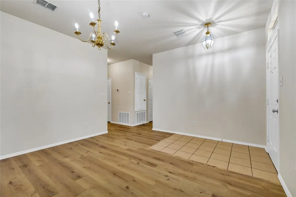 2409 Spruce Court