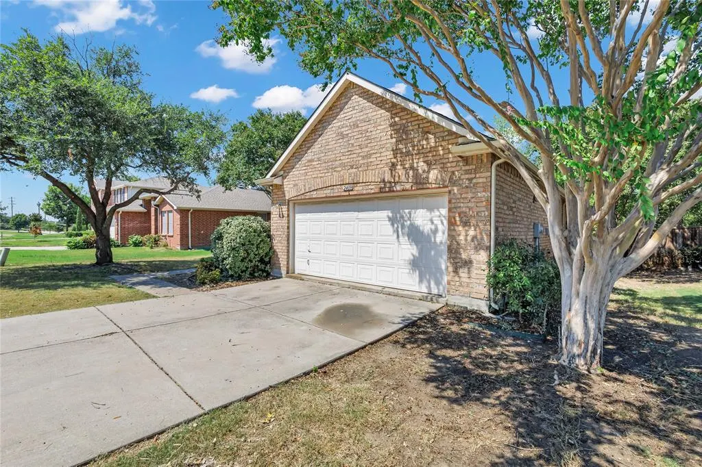 2409 Spruce Court