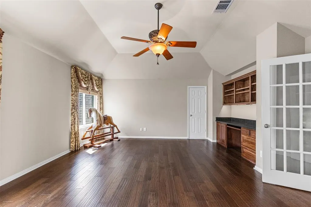 6308 Walling Lane