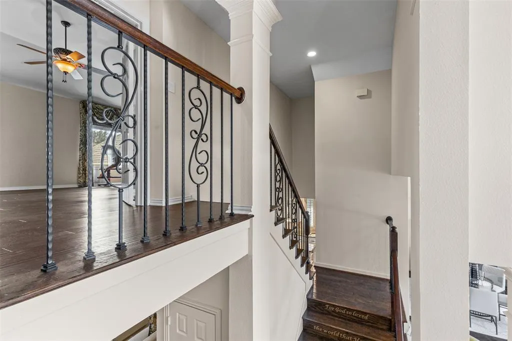 6308 Walling Lane