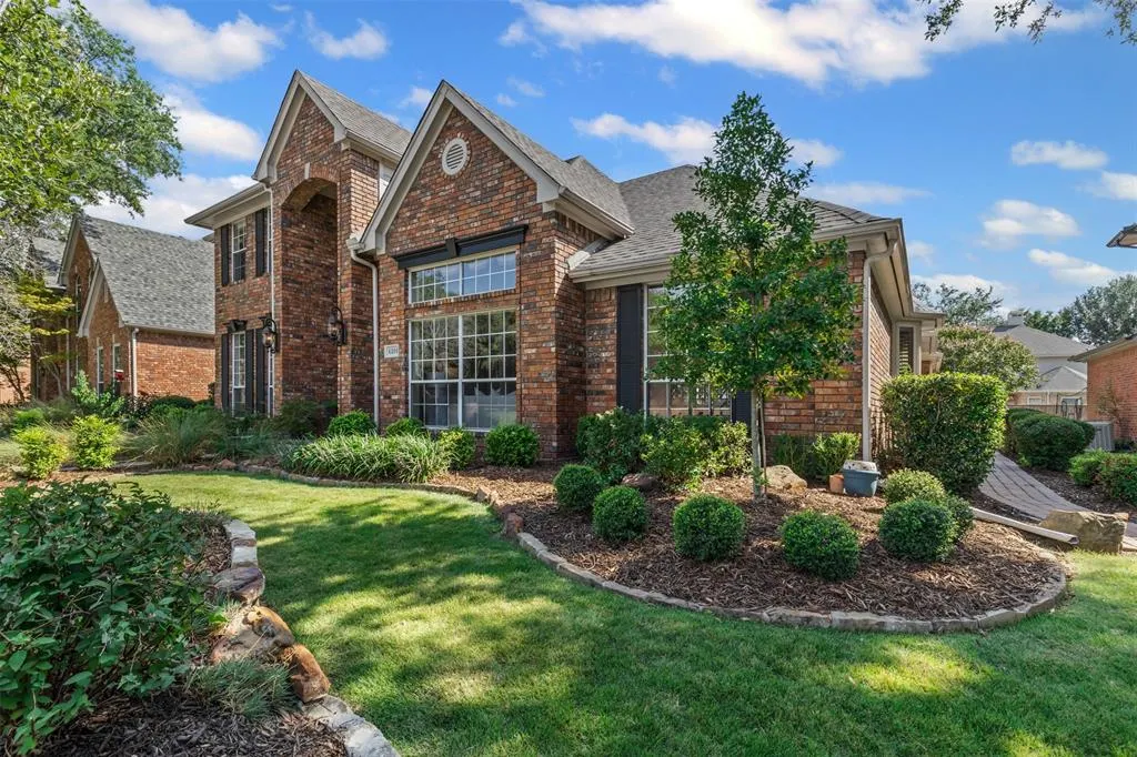 6308 Walling Lane