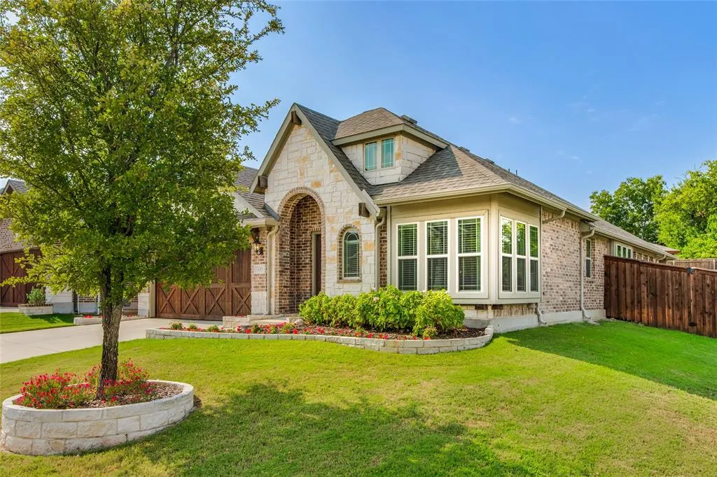 700 Lancaster Drive
